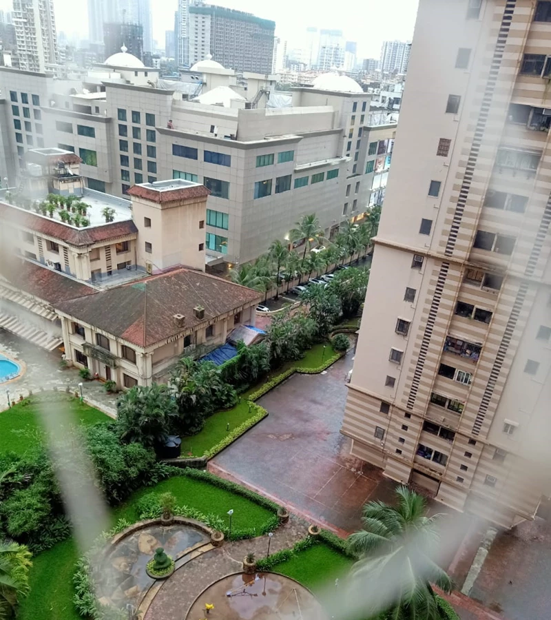 16 - Raheja Classique, Andheri West