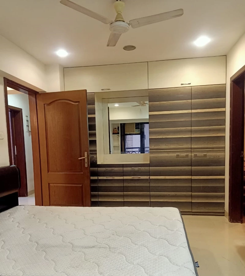7 - Raheja Classique, Andheri West
