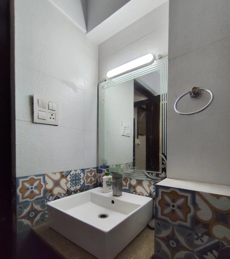 10 - Suraj Ashiana, Khar West