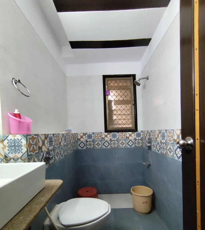 11 - Suraj Ashiana, Khar West