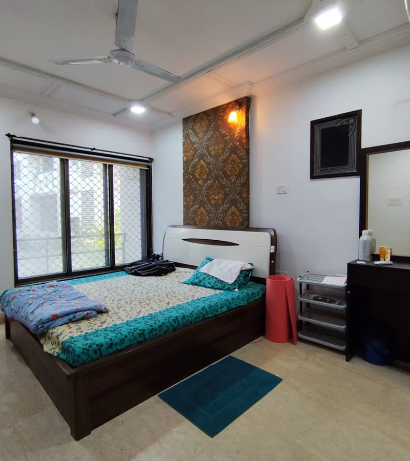 12 - Suraj Ashiana, Khar West