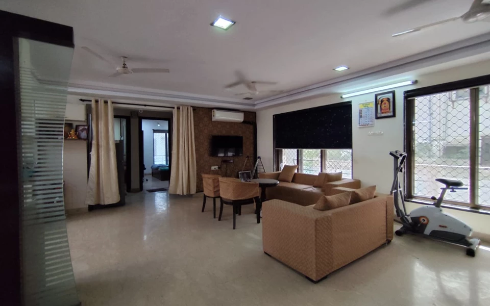 13 - Suraj Ashiana, Khar West