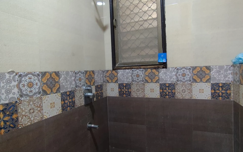 22 - Suraj Ashiana, Khar West