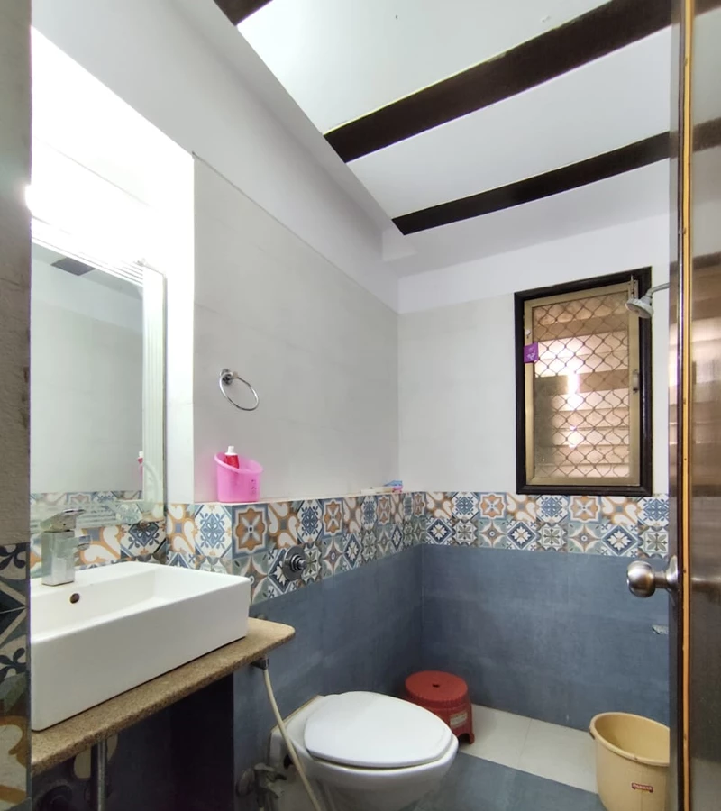 24 - Suraj Ashiana, Khar West