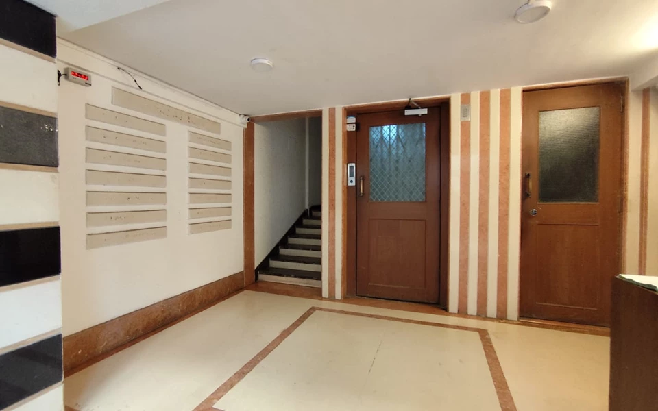 27 - Suraj Ashiana, Khar West