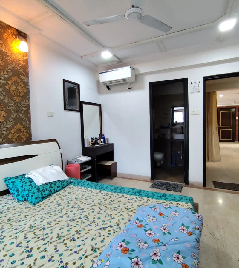 32 - Suraj Ashiana, Khar West