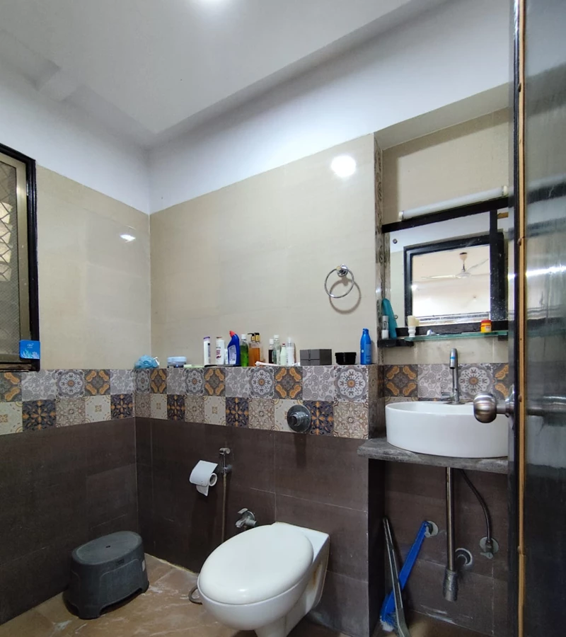 33 - Suraj Ashiana, Khar West