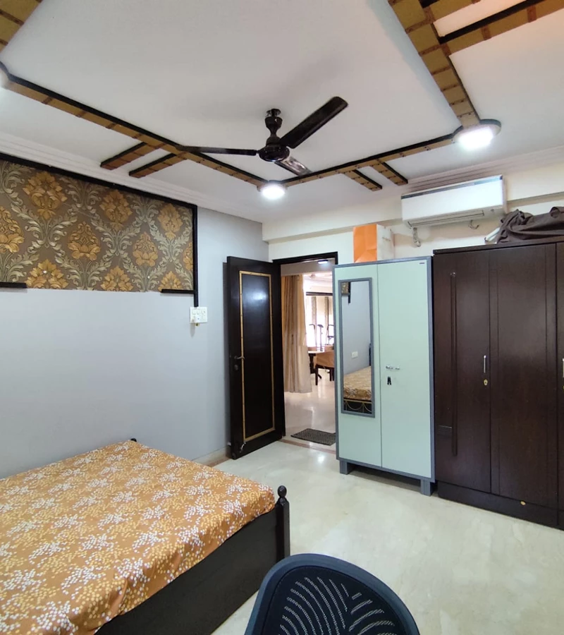 4 - Suraj Ashiana, Khar West