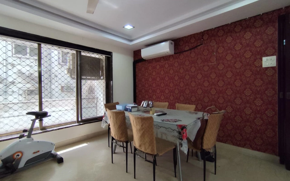 5 - Suraj Ashiana, Khar West