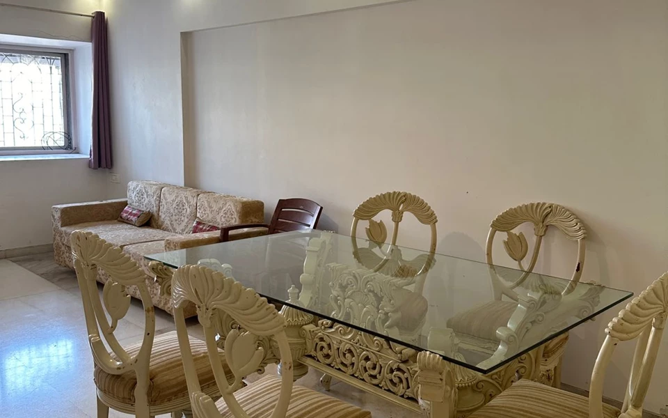 13 - Queens Park, Juhu