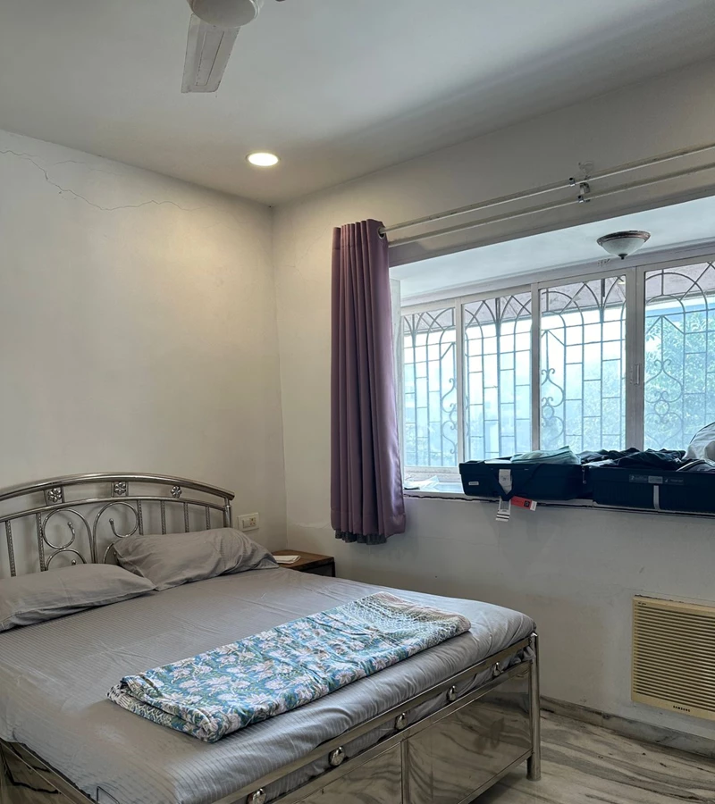 18 - Queens Park, Juhu