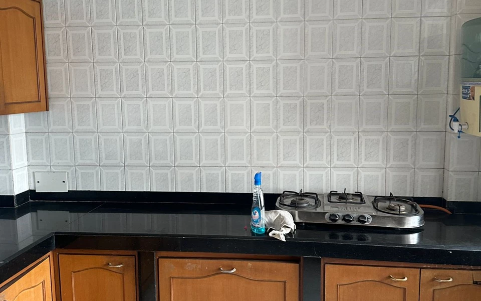 25 - Queens Park, Juhu