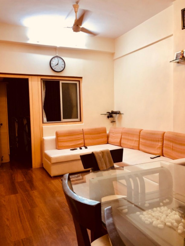 1 BHK Flat on Rent in Kemps Corner - Tej Apartments