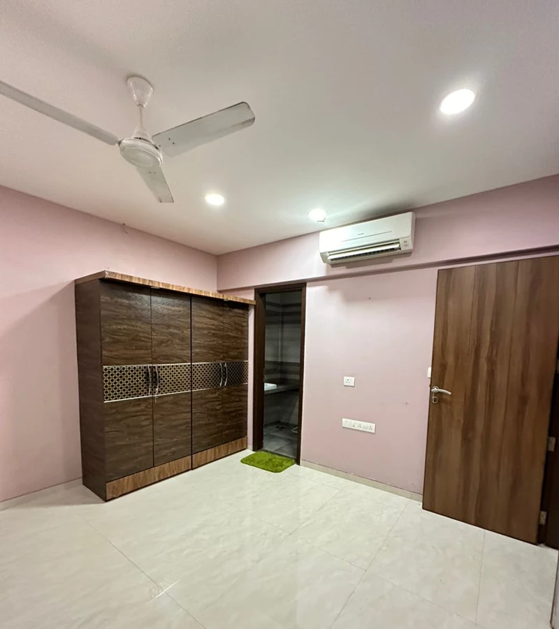 15 - Supreme 19, Andheri West