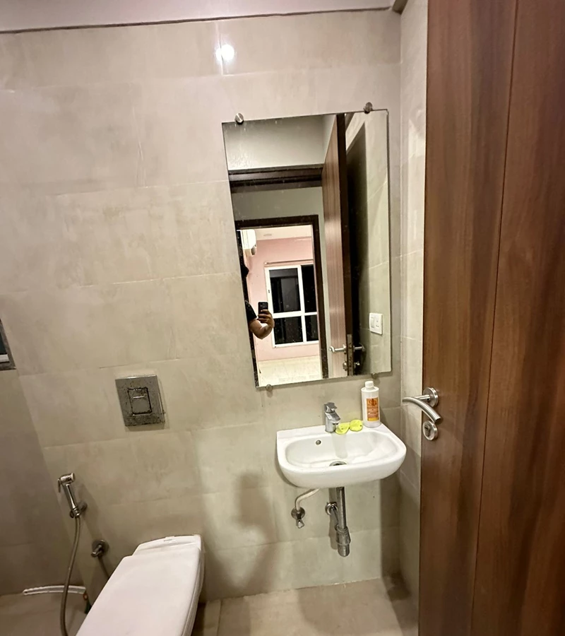 30 - Supreme 19, Andheri West