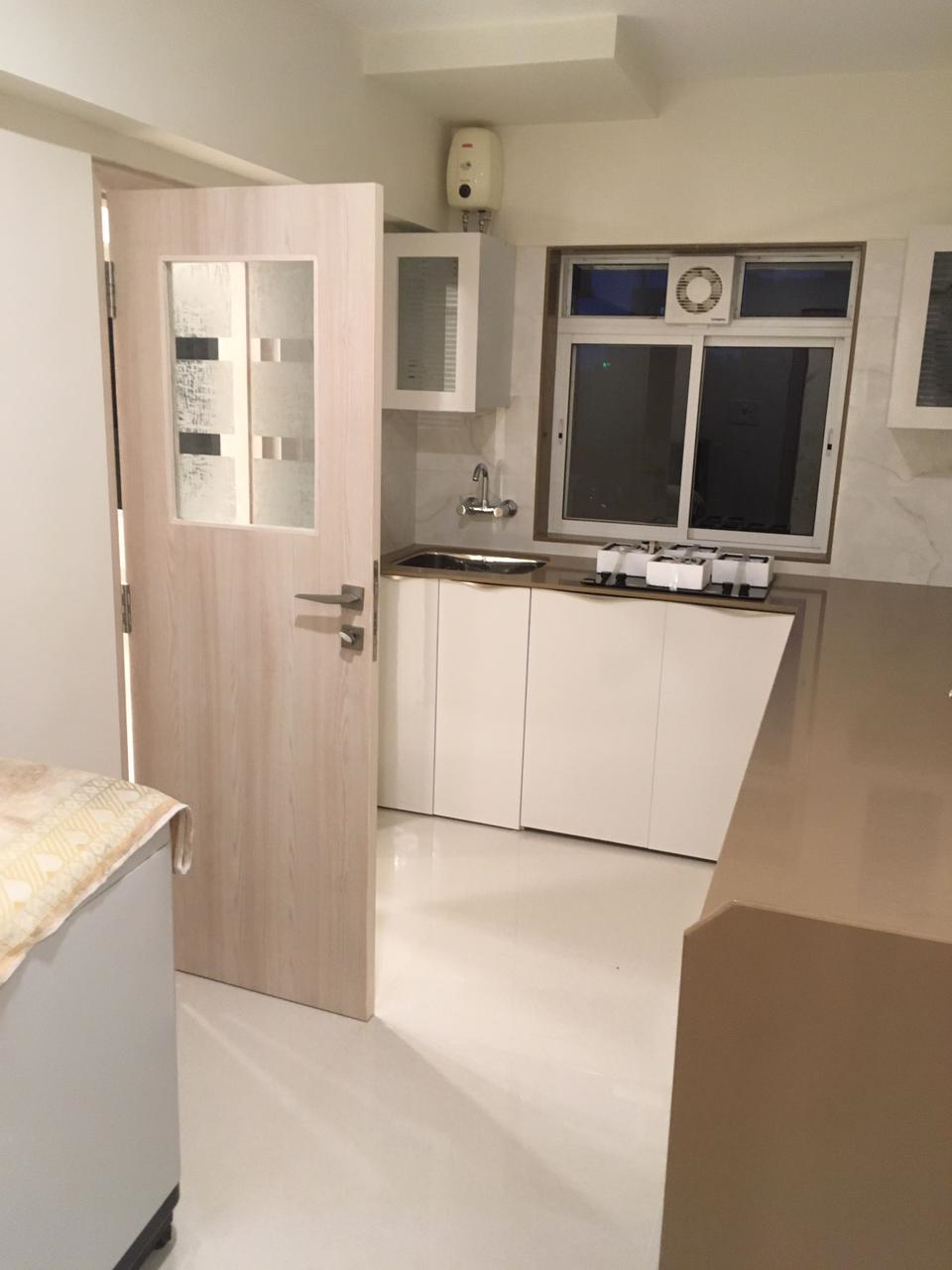 2 BHK Flat for Sale in Bandra West - Park View