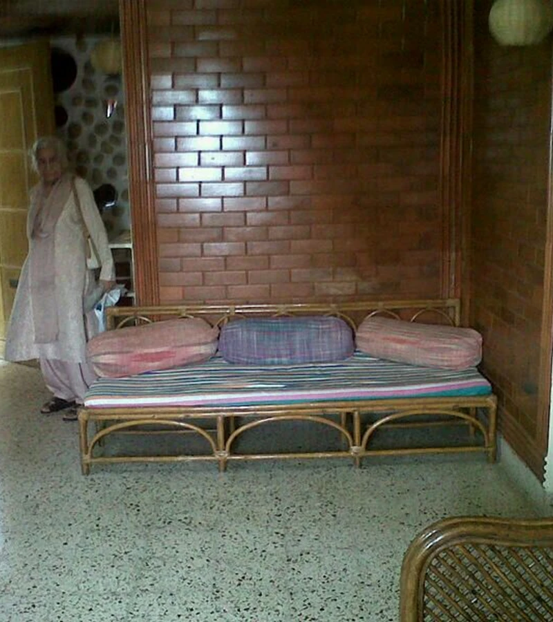 14 - Sunmist, Bandra West