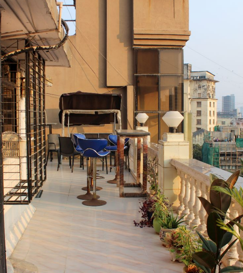 5 - Sadanand Classic, Khar West