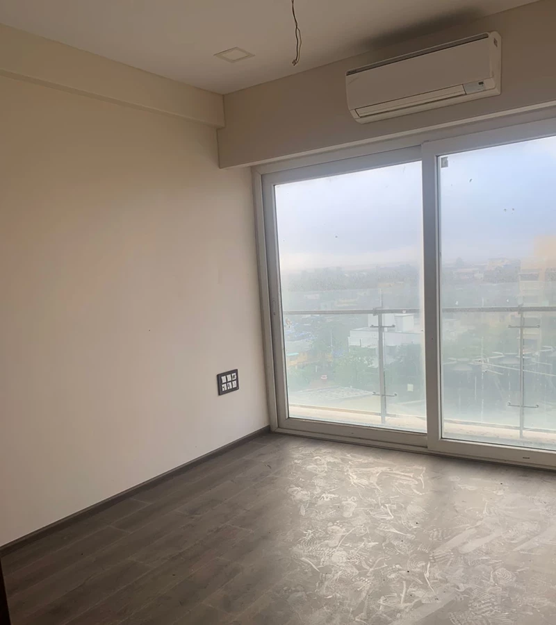 7 - Desai Oceanic, Worli