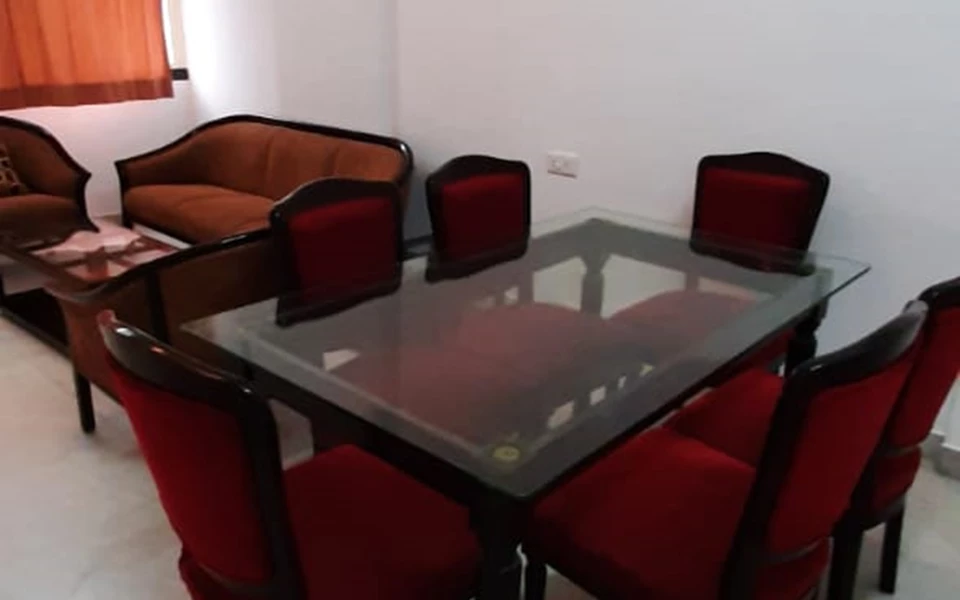 1 - Mahavir Apartment, Walkeshwar