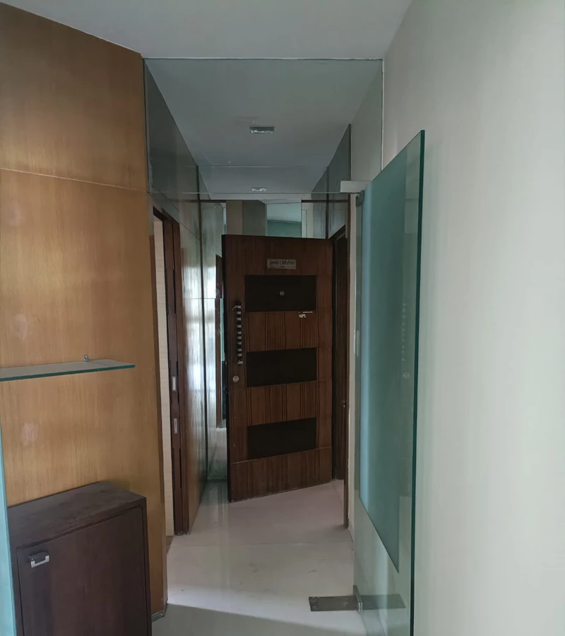 1 - Jolly Maker 1, Cuffe Parade