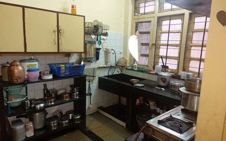 6 - Kismet Building, Colaba