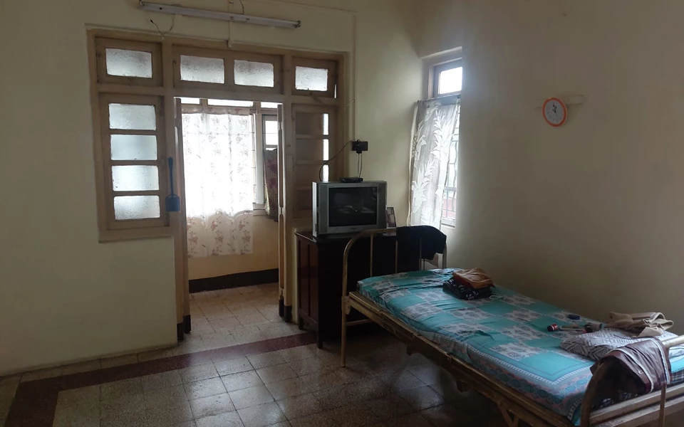 7 - Kismet Building, Colaba