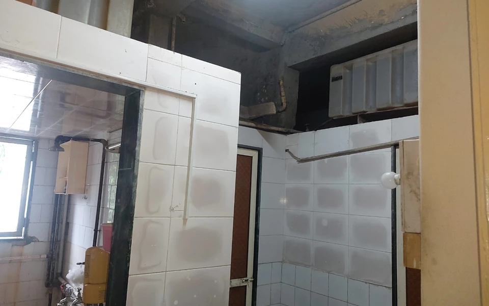 8 - Kismet Building, Colaba