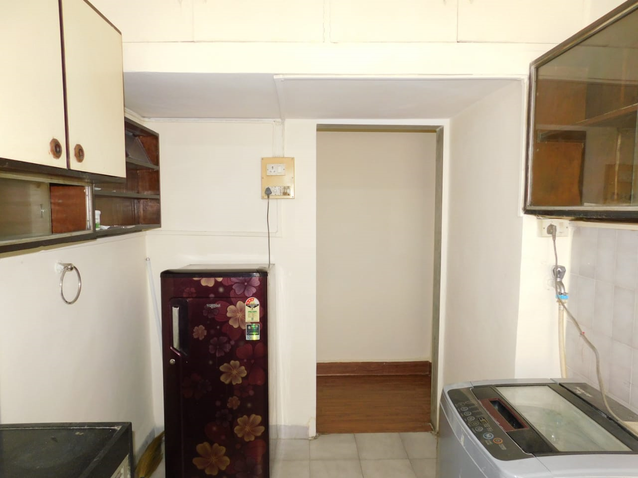 4 - Andheri Gulmohur CHS, Andheri West