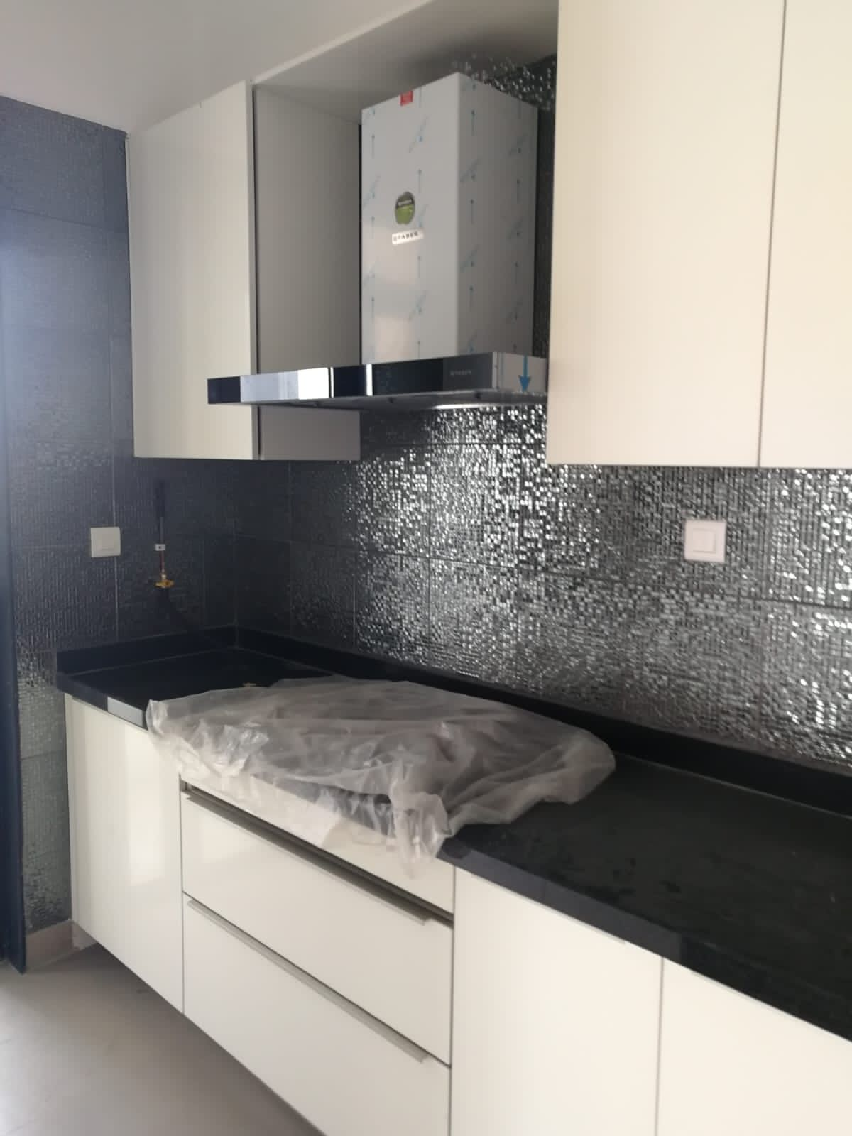 3 BHK Flat for Sale in Worli - Lodha Allura