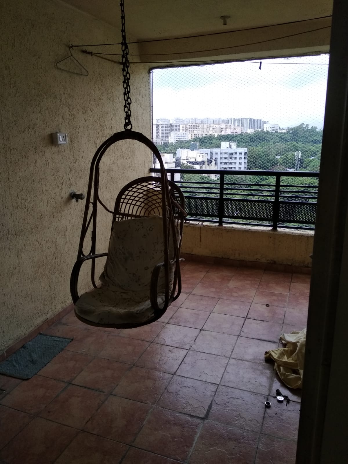 16(1) - Synchronicity, Powai