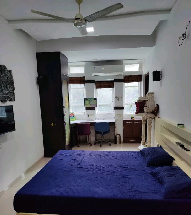 4 - Khalakdina Terrace, Tardeo