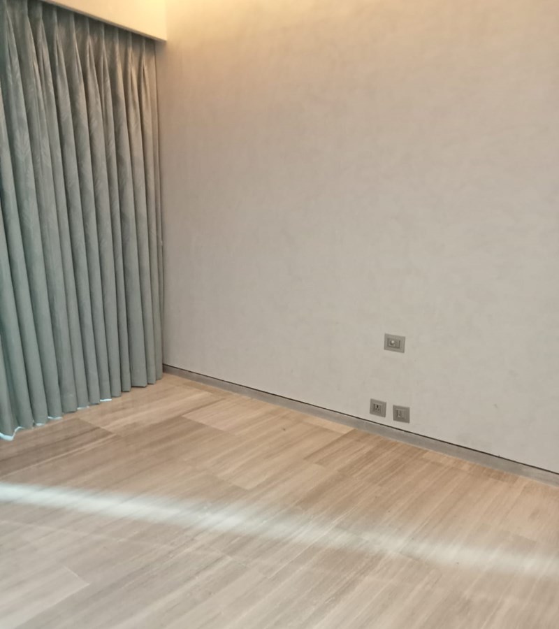 7 - Lodha World Crest, Lower Parel