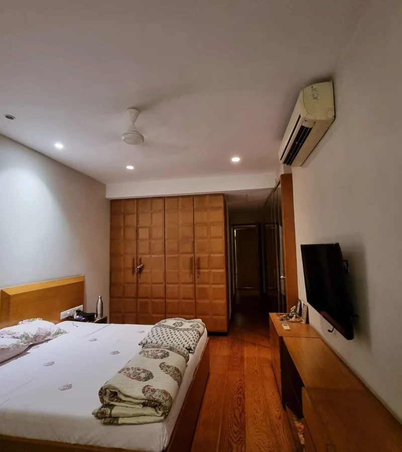 6 - Orbit Heights, Tardeo
