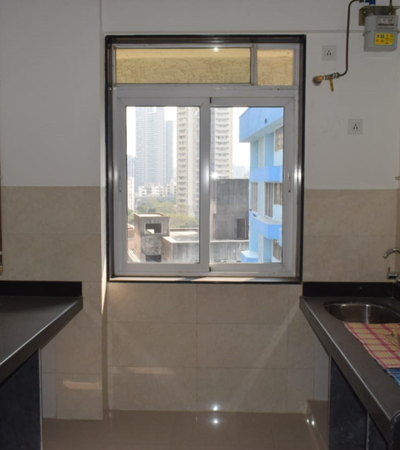 13 - Mittal Aristo, Parel