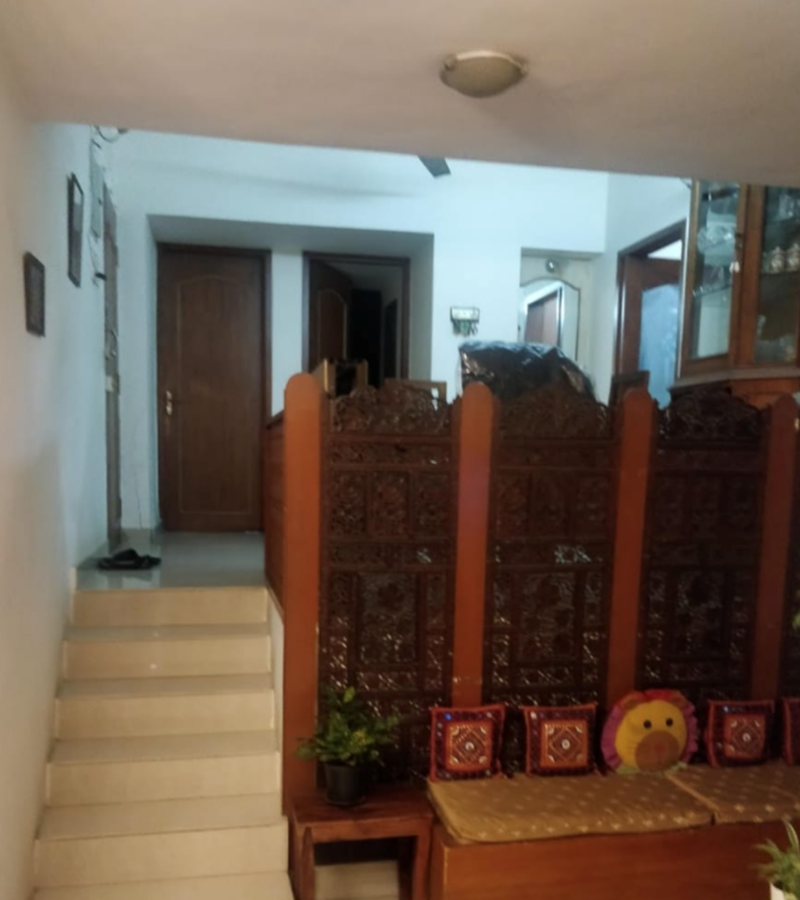 13 - Palacimo, Santacruz West