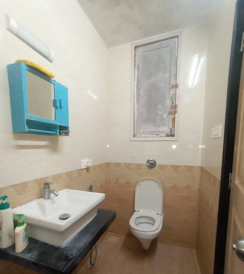 4 - Beach Tower, Prabhadevi