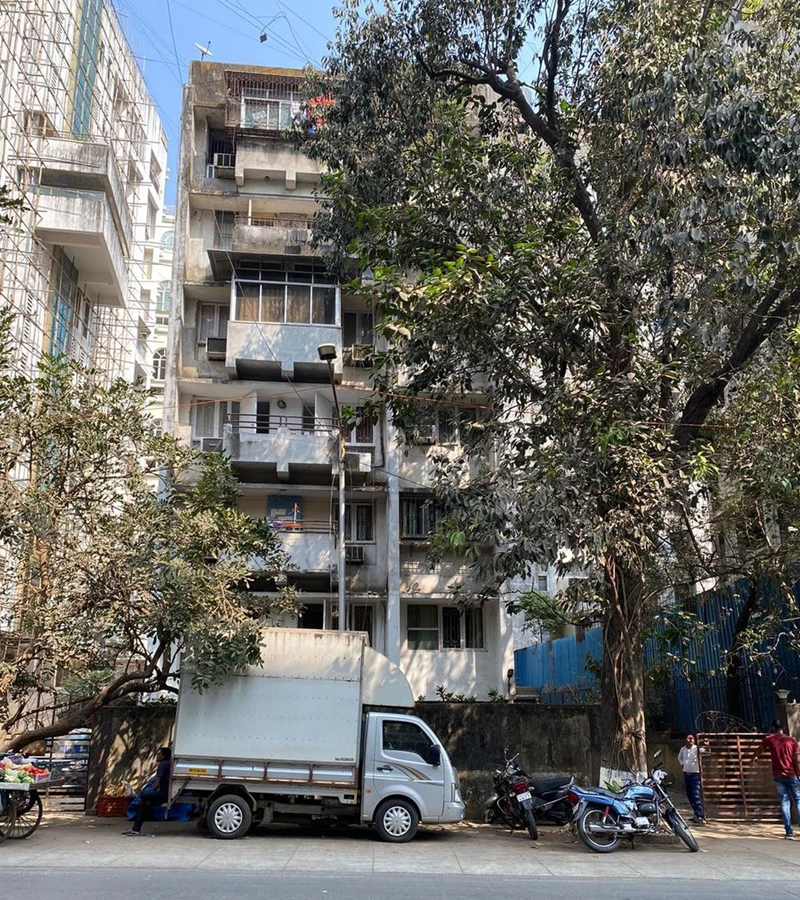 3 - Deep Apartment, Khar West
