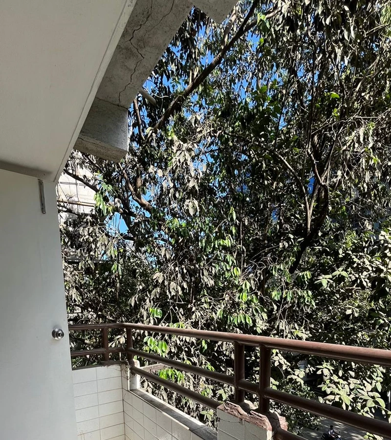 6 - Deep Apartment, Khar West