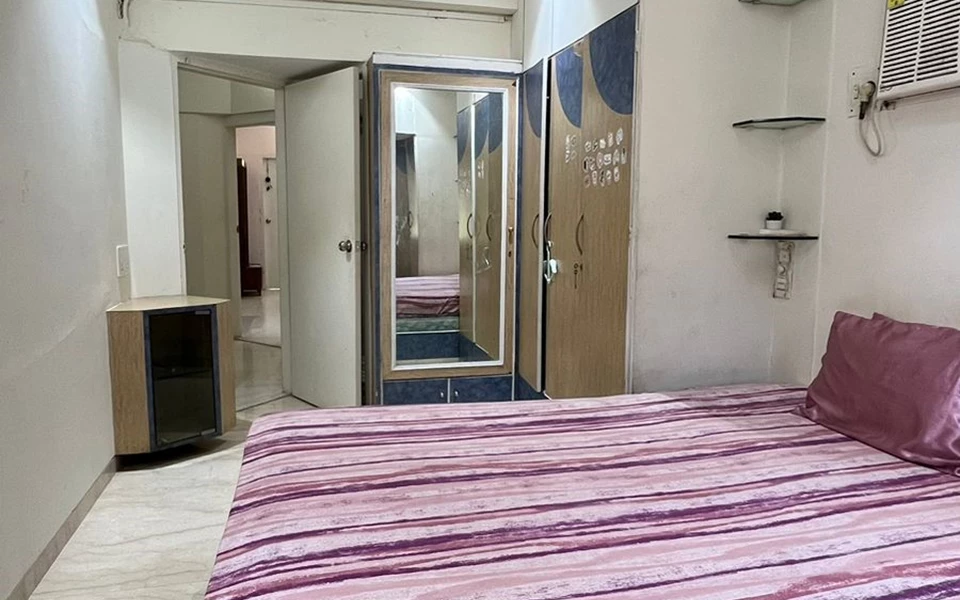 9 - Deep Apartment, Khar West