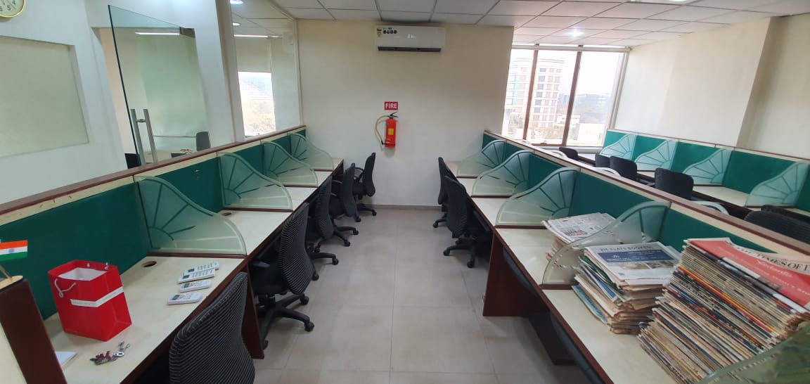 19 - Crescent Business Park, Andheri East