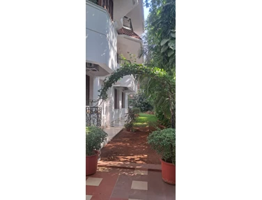 1 - Private Bunglow, Juhu