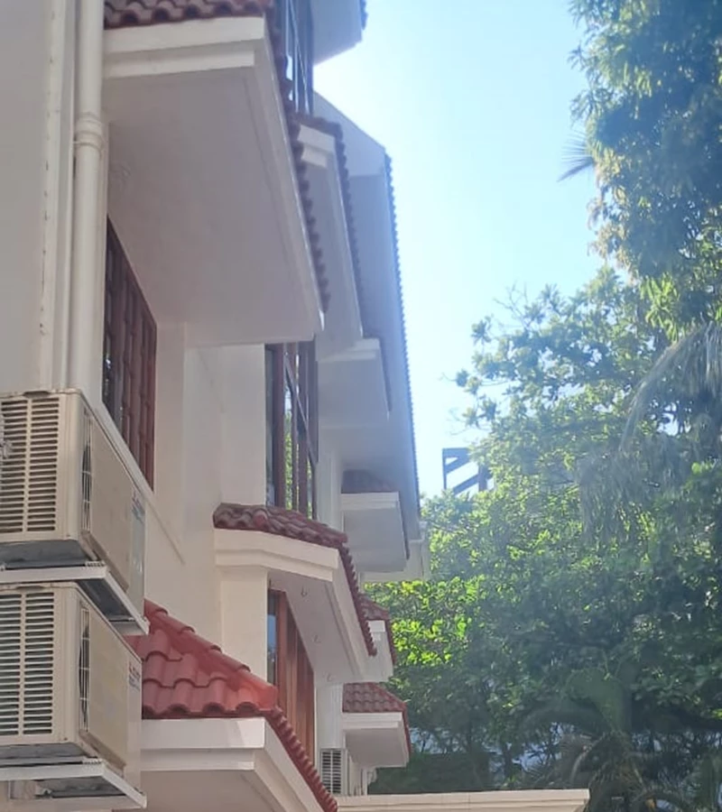 2 - Private Bunglow, Juhu