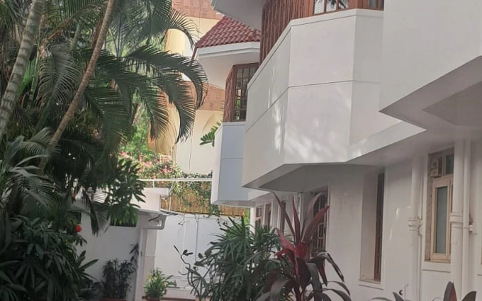 31 - Private Bungalow, Juhu