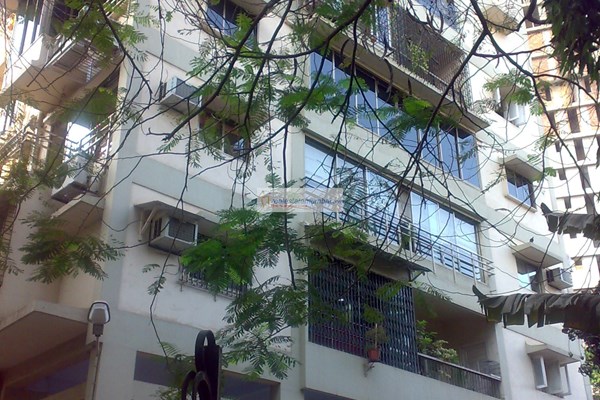 Flat for sale in Sheesh Mahal, Bandra West