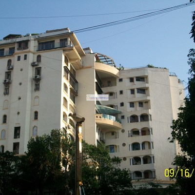 Flat on rent in Vinayak Heights, Bandra West