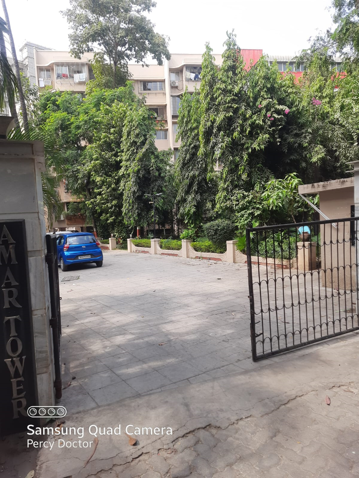 2 BHK Flat for Sale in Juhu - Amar Tower