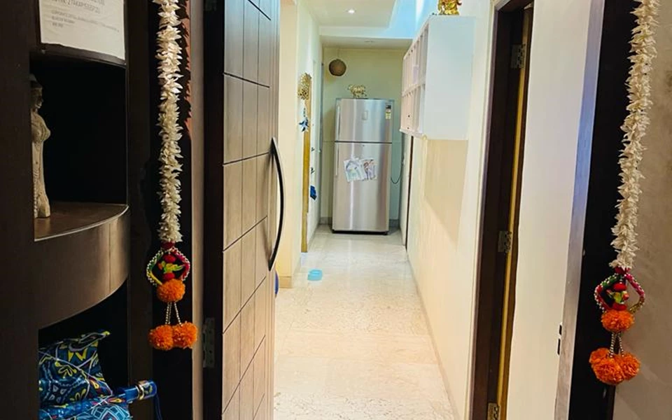 7 - Arun Apartment, Nepeansea Road