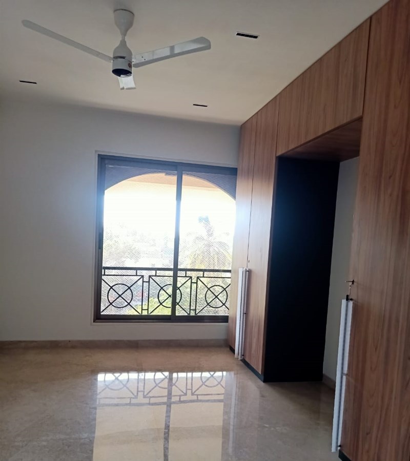 10 - Regency Terraces, Khar West