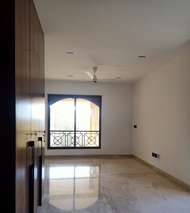 12 - Regency Terraces, Khar West